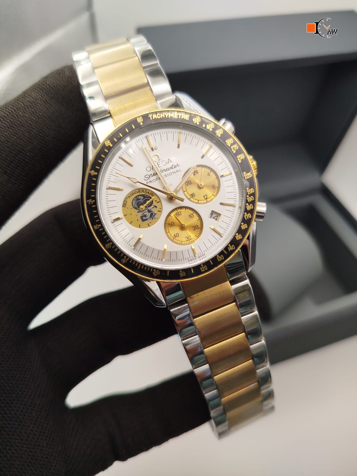 OMEGA SPEEDMASTER