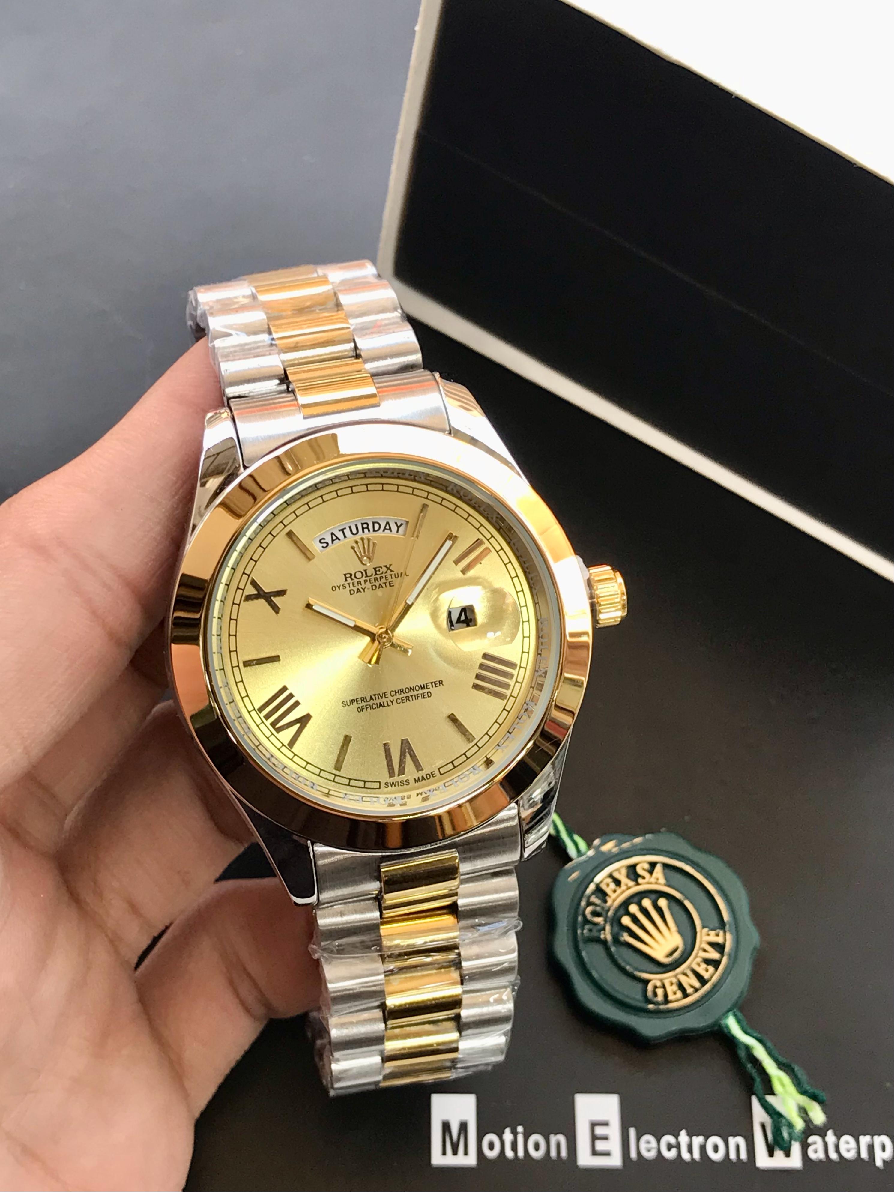 ROLEX Day/Date ROMAN DIAL